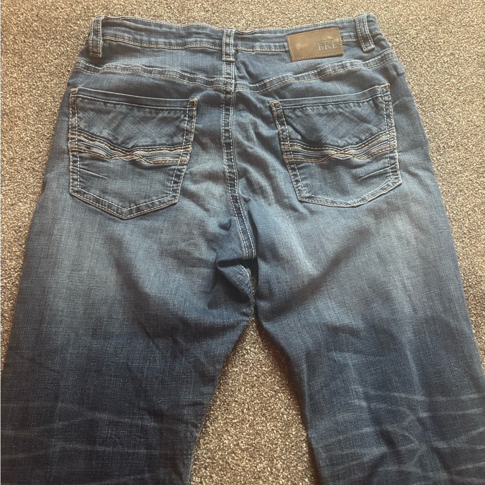 Size 34R BKE Tyler straight leg Men's Blue denim Jeans buckle casual preppy